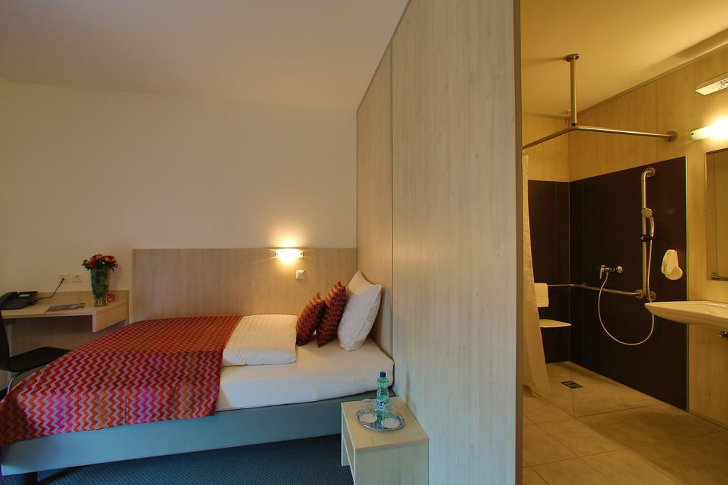 Best Sleep Hotel Spielberg Bei Knittelfeld Quarto foto