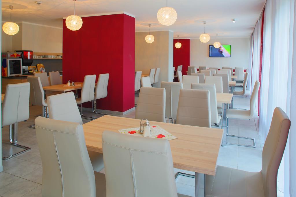 Best Sleep Hotel Spielberg Bei Knittelfeld Exterior foto
