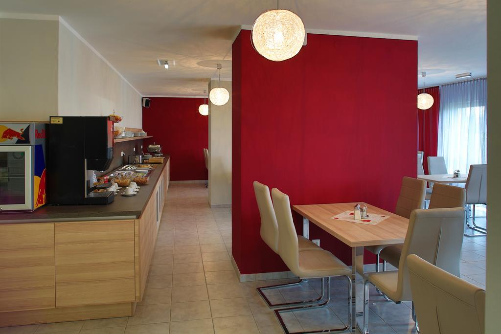 Best Sleep Hotel Spielberg Bei Knittelfeld Exterior foto